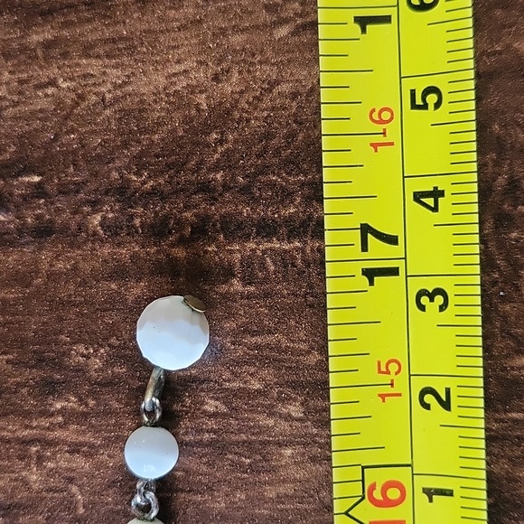 Vintage Floral Necklace - Picture 5 of 5